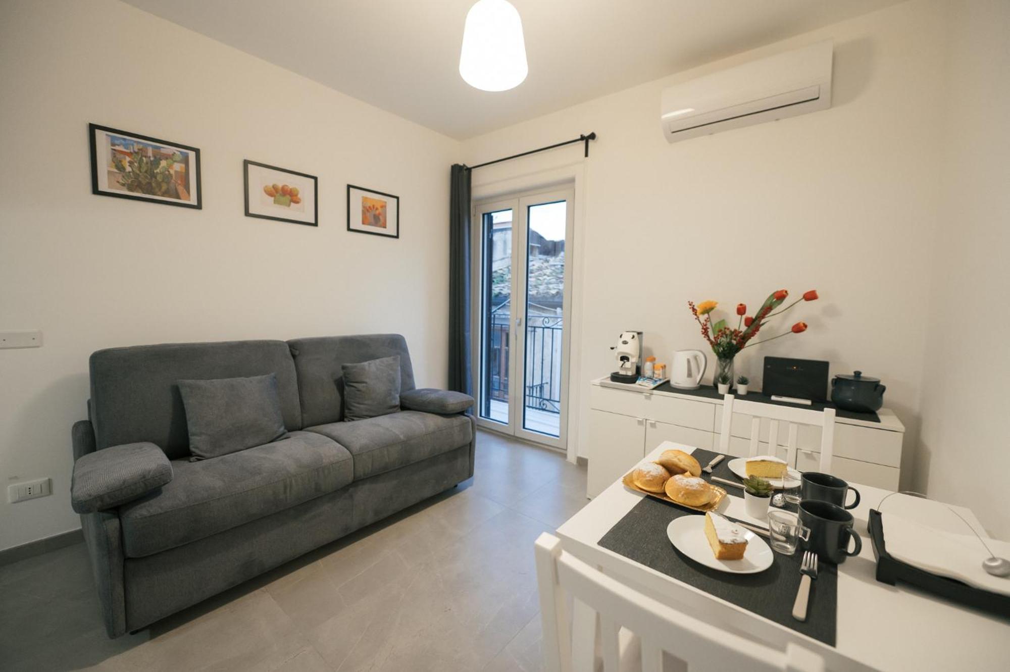 Appartamento La Casa Di Louis Palermo Esterno foto