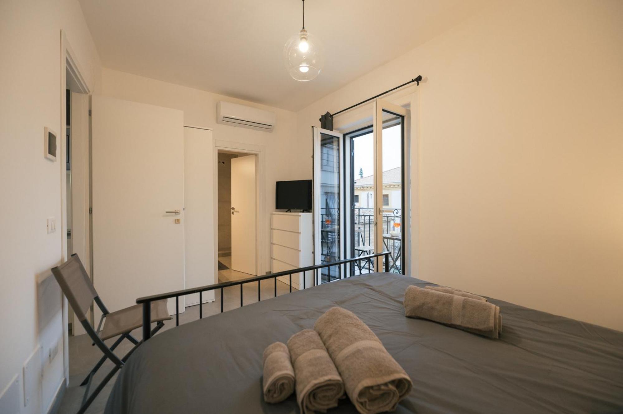 Appartamento La Casa Di Louis Palermo Esterno foto